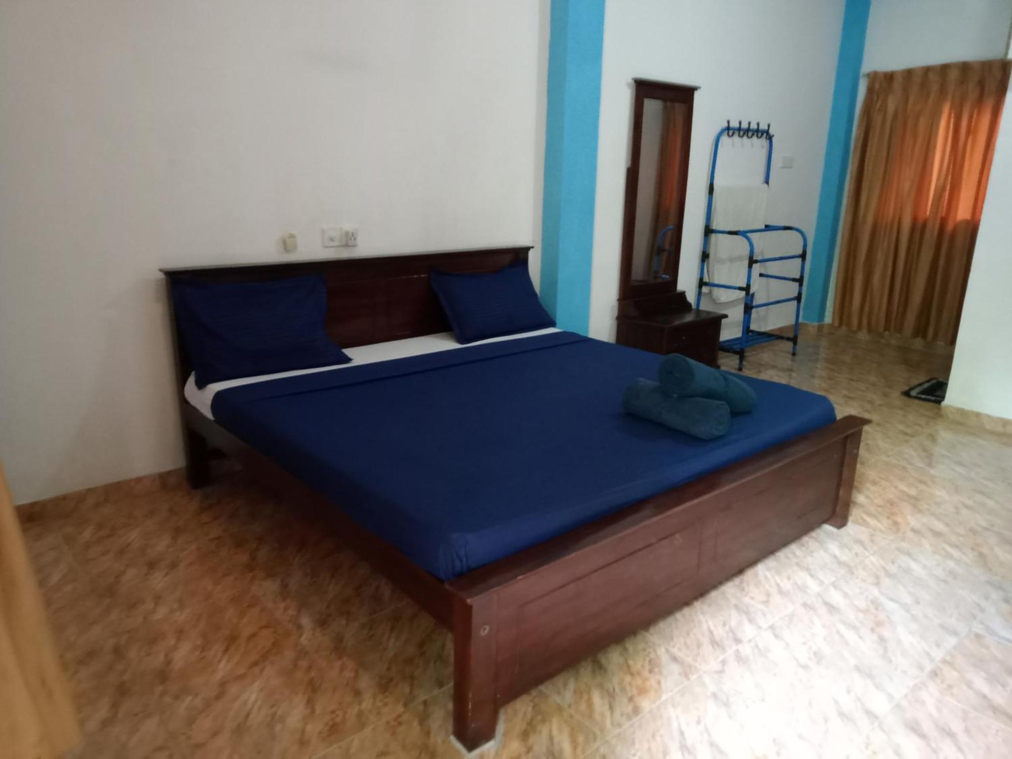 Suninn Hostel And Surf School Weligama Exterior photo